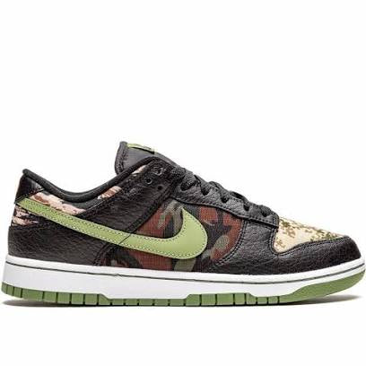 NIKE DUNK LOW SE CRAZY CAMO